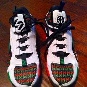 Streetball Championship Sneakers Athletic Shoes Basketball White‎ Black Size?